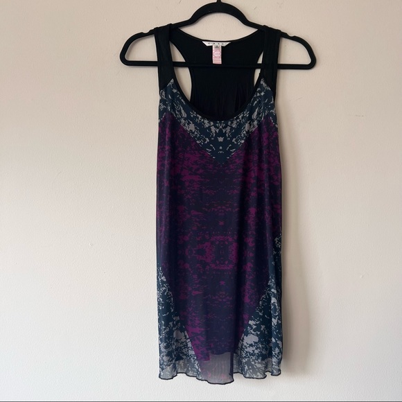 CAbi Womens Layered Tank Top Mesh Lined Size Small - Picture 1 of 9